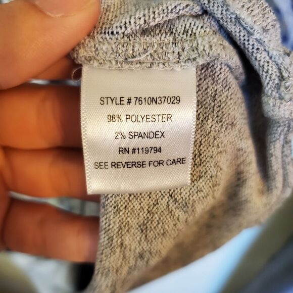 3/4th Sleeve Multicolored V Neck - Picture 8 of 10